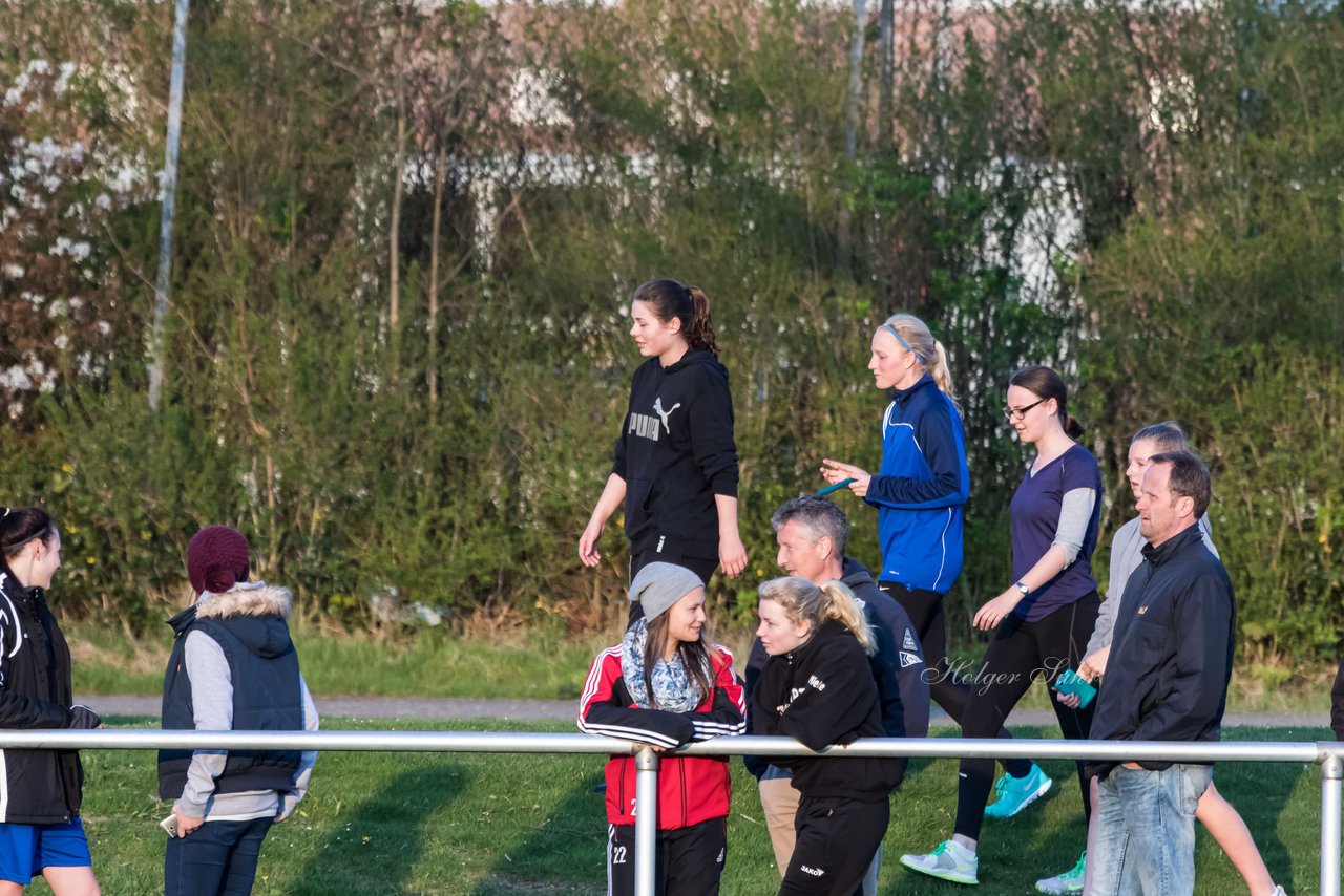 Bild 141 - Frauen SV Henstedt Ulzburg 2 - VfL Struvenhtten : Ergebnis: 17:1